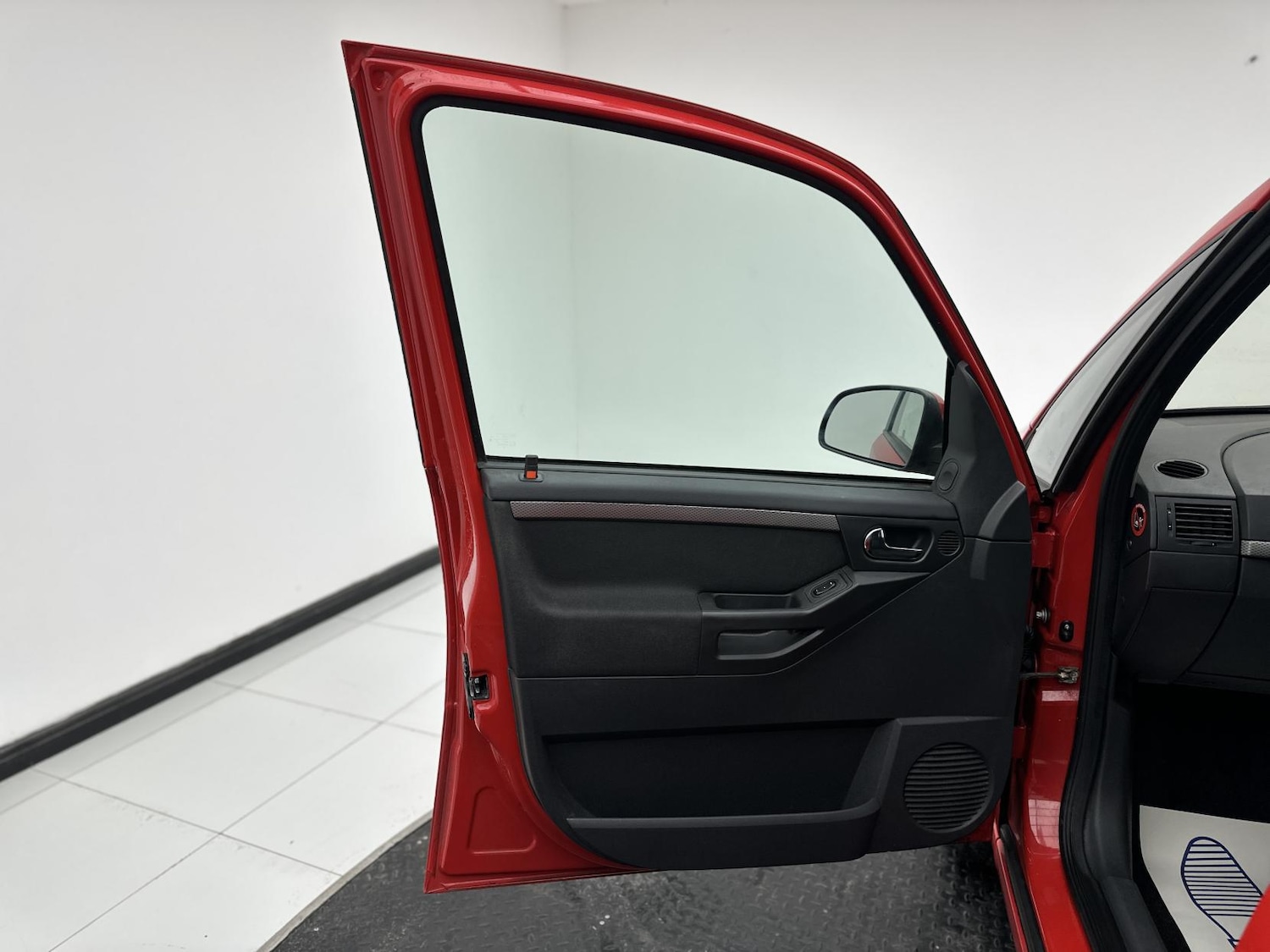 Used Vauxhall Meriva 2010 for sale - 76196982: Photo 30