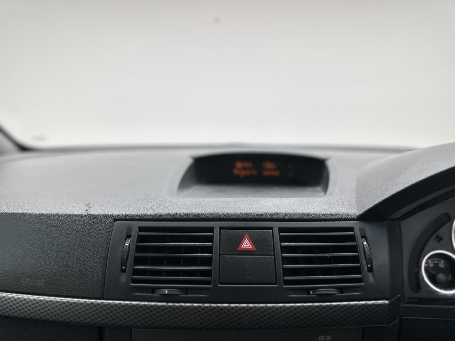 Used Vauxhall Meriva 2010 for sale - 76196982: Photo 40