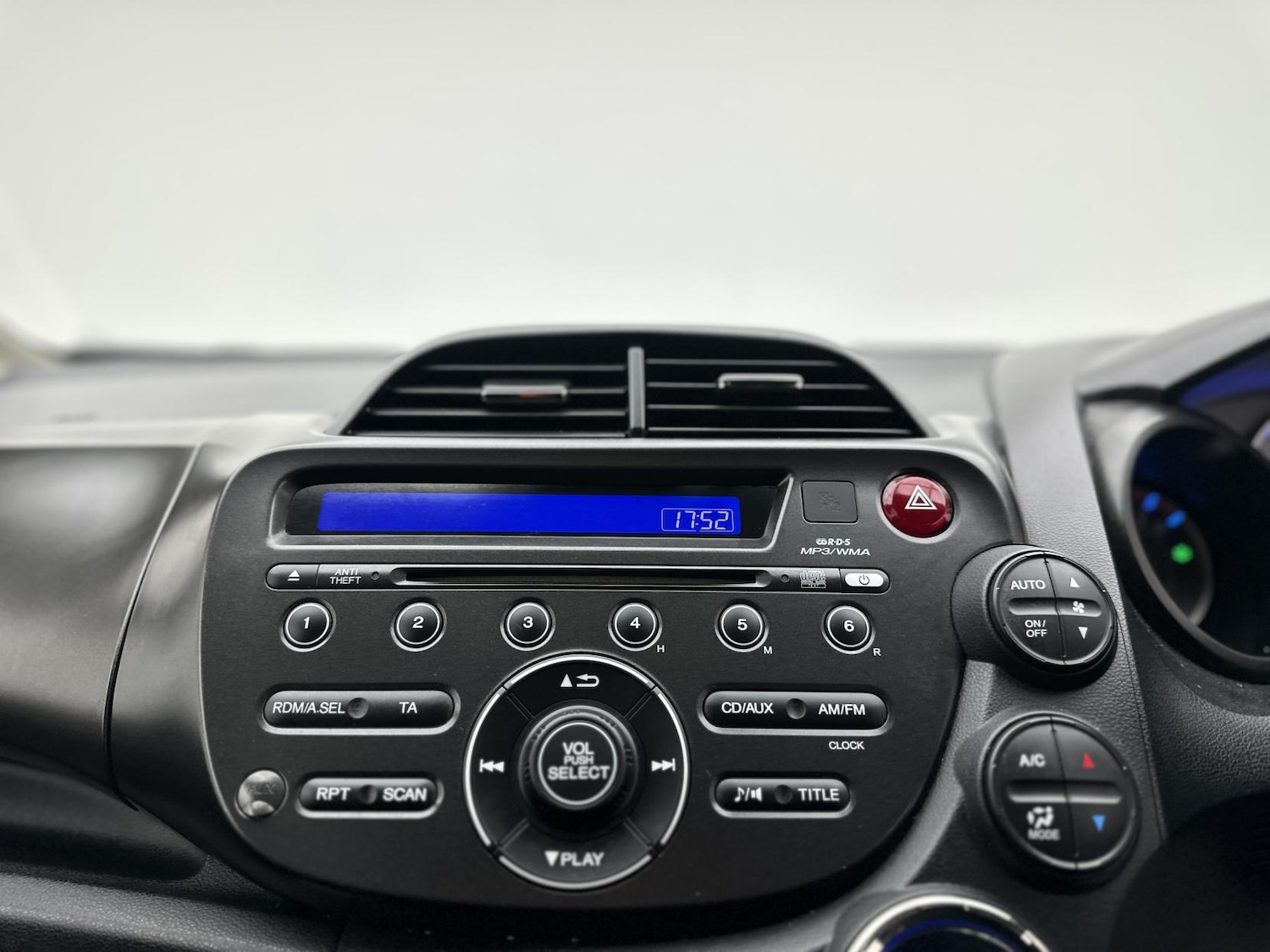 Used Honda Jazz 2011 for sale - 78099769: Photo 45