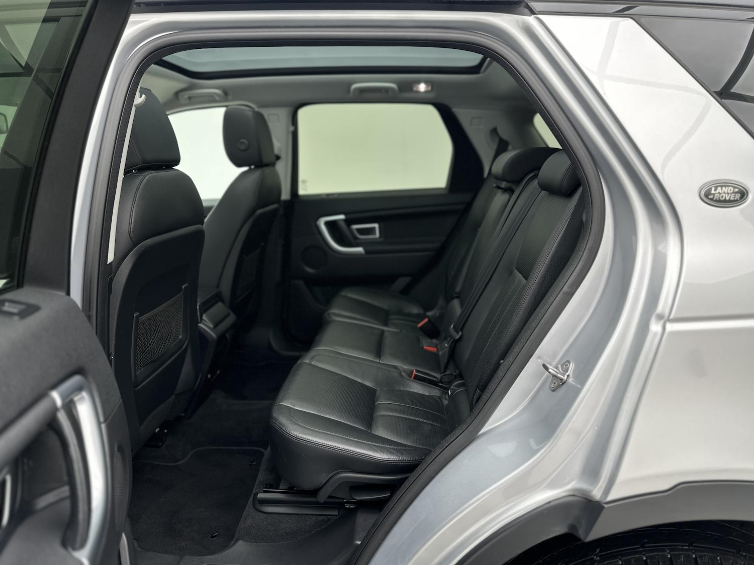 Used Land Rover Discovery Sport 2015 for sale - 77558838: Photo 28