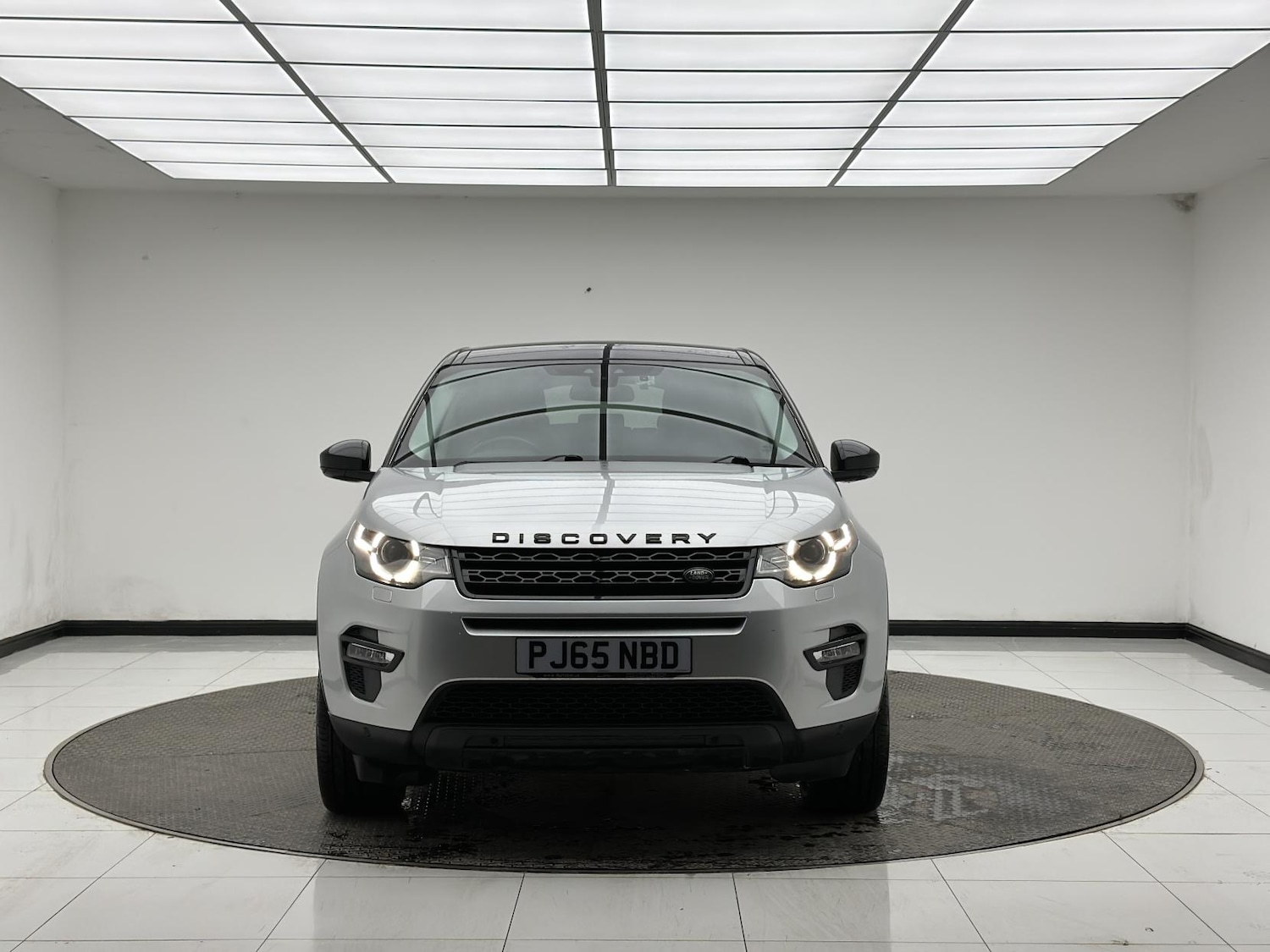 Used Land Rover Discovery Sport 2015 for sale - 77558838: Photo 3