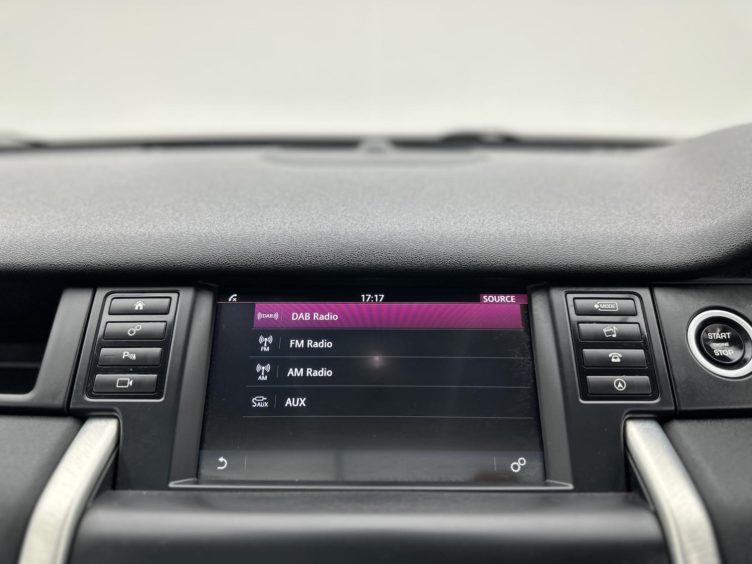 Used Land Rover Discovery Sport 2015 for sale - 77558838: Photo 49