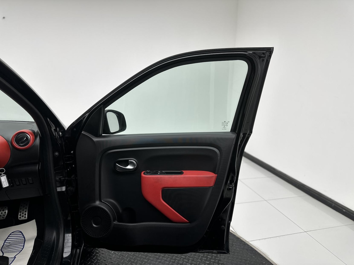 Used Renault Twingo 2016 for sale - 76438416: Photo 17