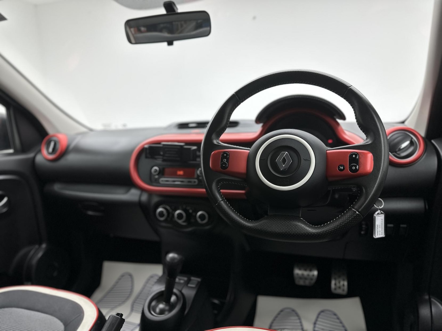 Used Renault Twingo 2016 for sale - 76438416: Photo 22