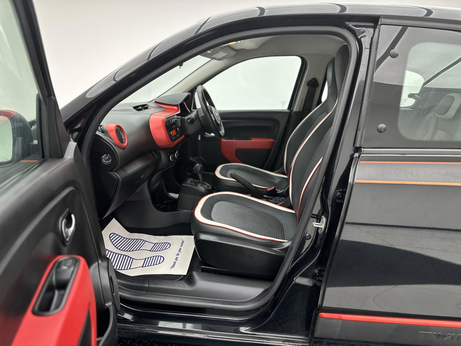 Used Renault Twingo 2016 for sale - 76438416: Photo 29