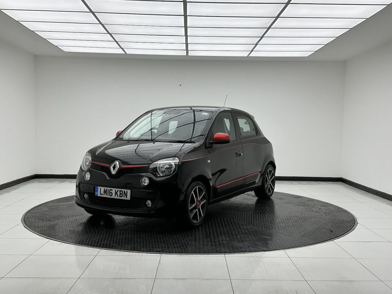 Used Renault Twingo 2016 for sale - 76438416: Photo 3