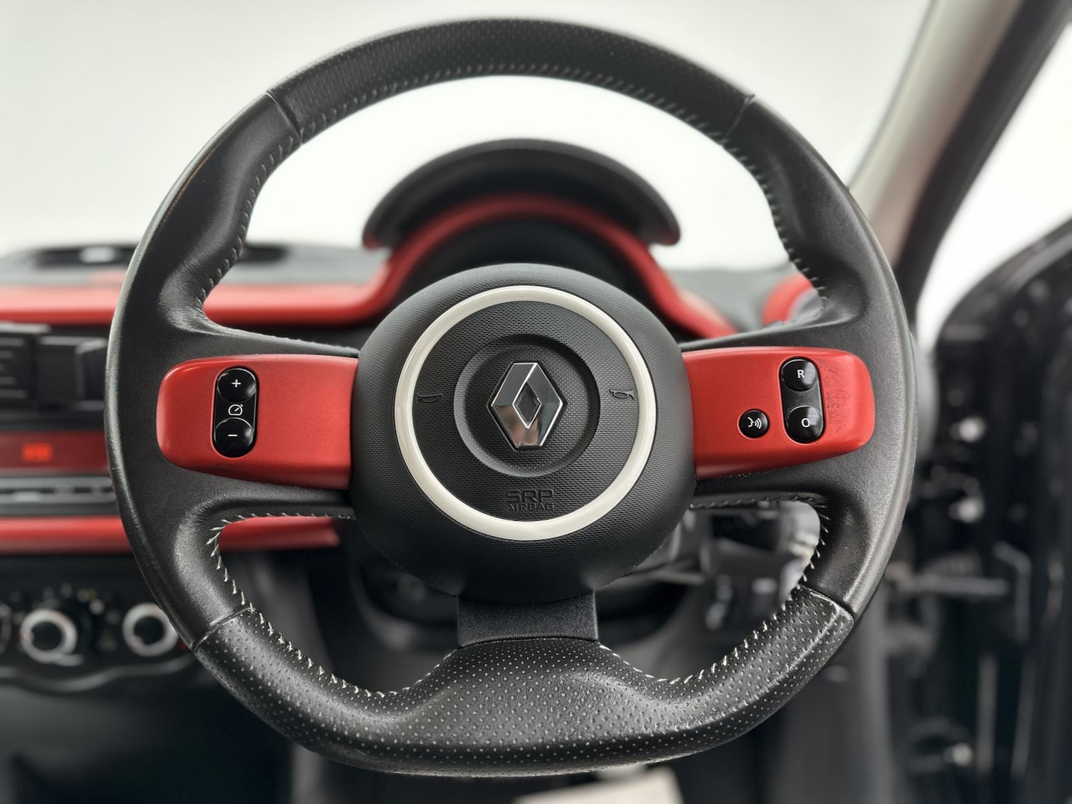 Used Renault Twingo 2016 for sale - 76438416: Photo 37