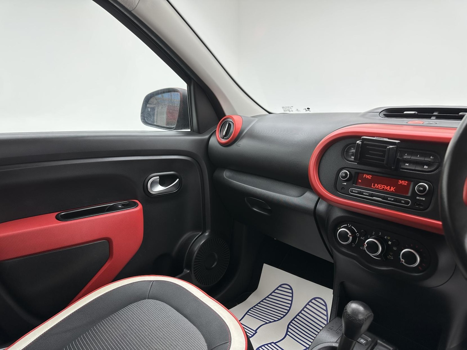 Used Renault Twingo 2016 for sale - 76438416: Photo 49