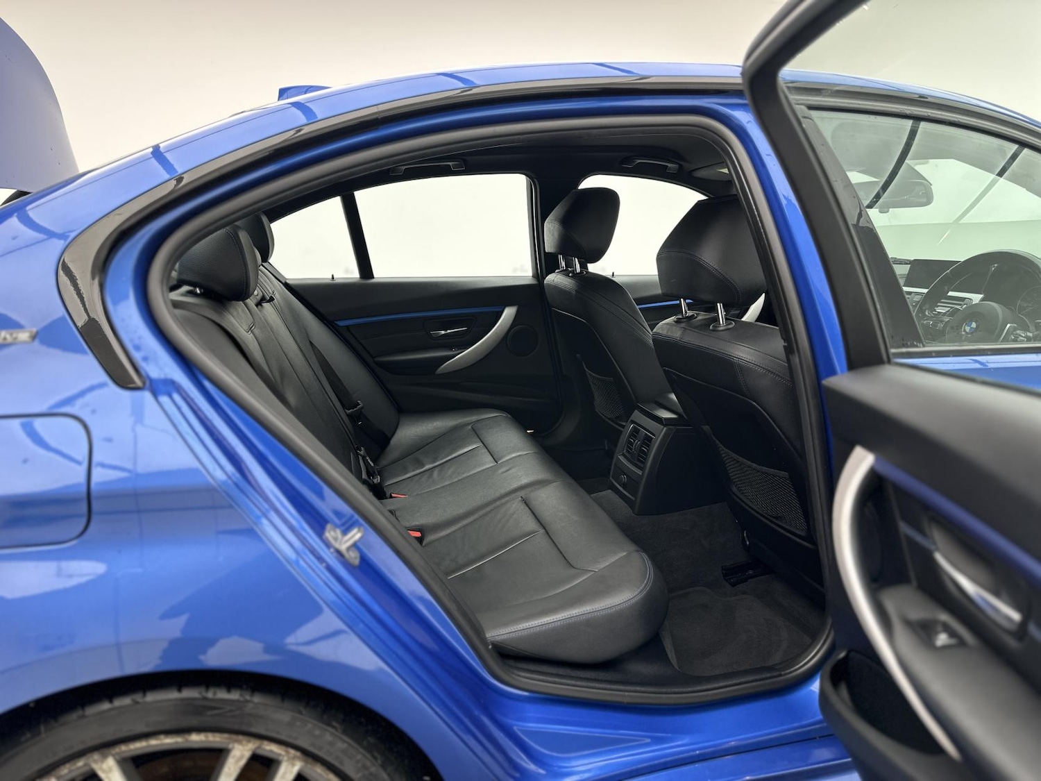 Used BMW 3 Series 2018 for sale - 76726188: Photo 20