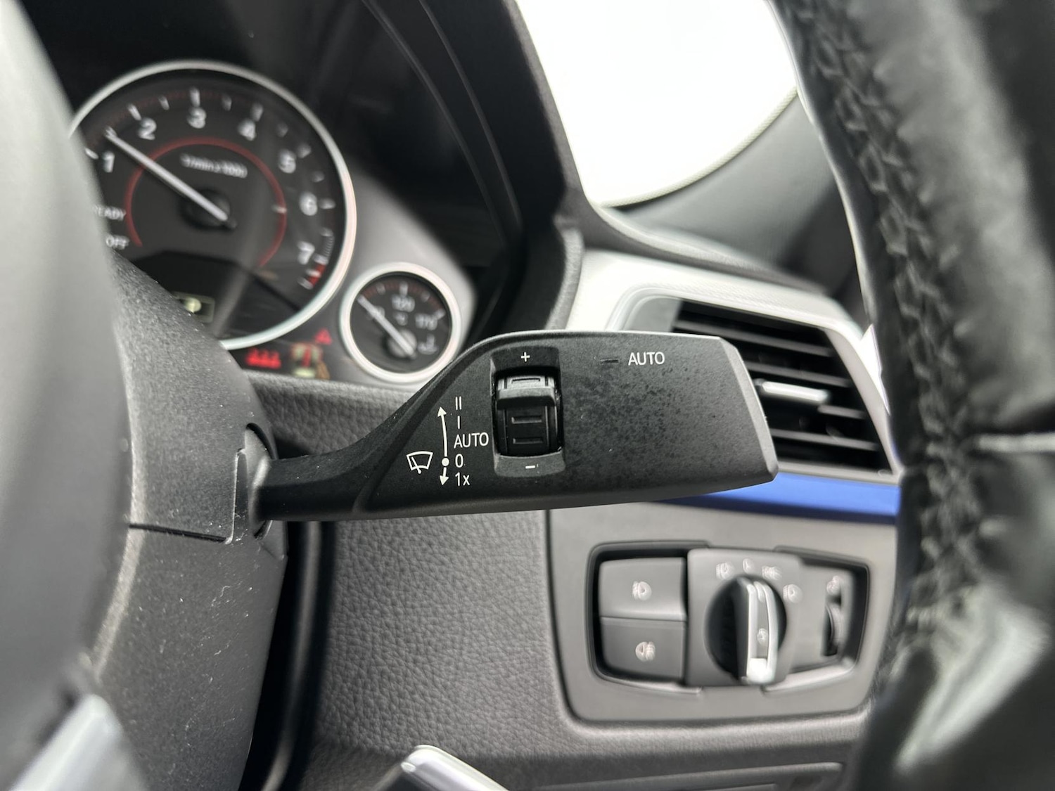 Used BMW 3 Series 2018 for sale - 76726188: Photo 43