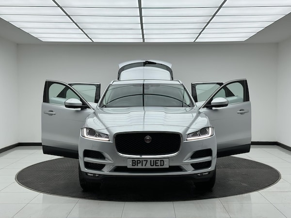 Used Jaguar F-Pace 2017 for sale - 76196986: Photo 10