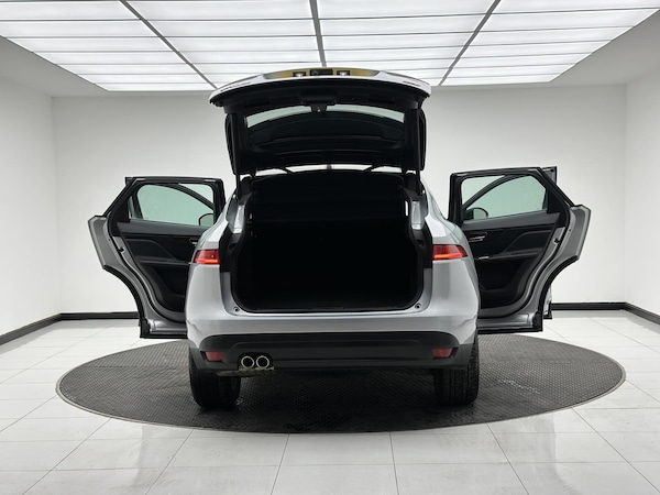 Used Jaguar F-Pace 2017 for sale - 76196986: Photo 12