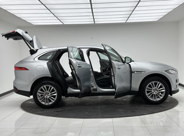 Used Jaguar F-Pace 2017 for sale - 76196986: Photo 13