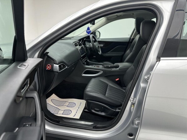 Used Jaguar F-Pace 2017 for sale - 76196986: Photo 35