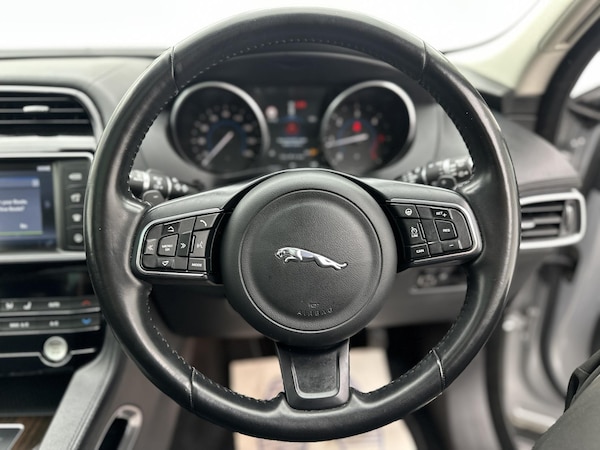 Used Jaguar F-Pace 2017 for sale - 76196986: Photo 44