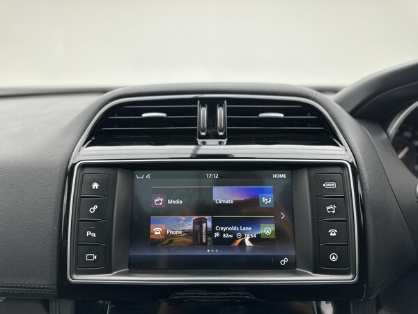 Used Jaguar F-Pace 2017 for sale - 76196986: Photo 51