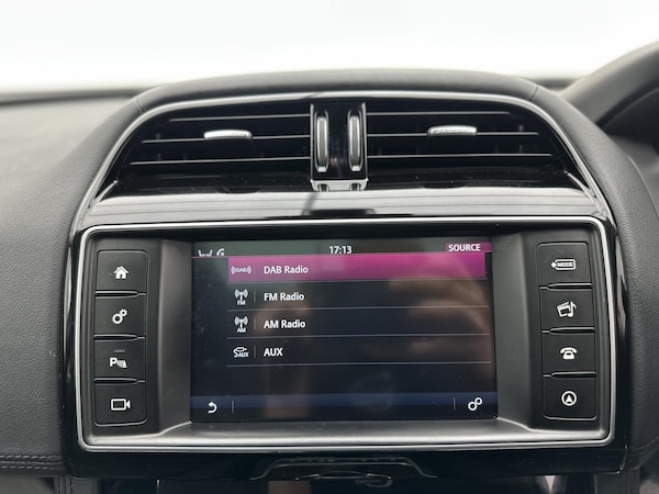 Used Jaguar F-Pace 2017 for sale - 76196986: Photo 59
