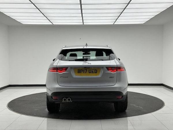 Used Jaguar F-Pace 2017 for sale - 76196986: Photo 6