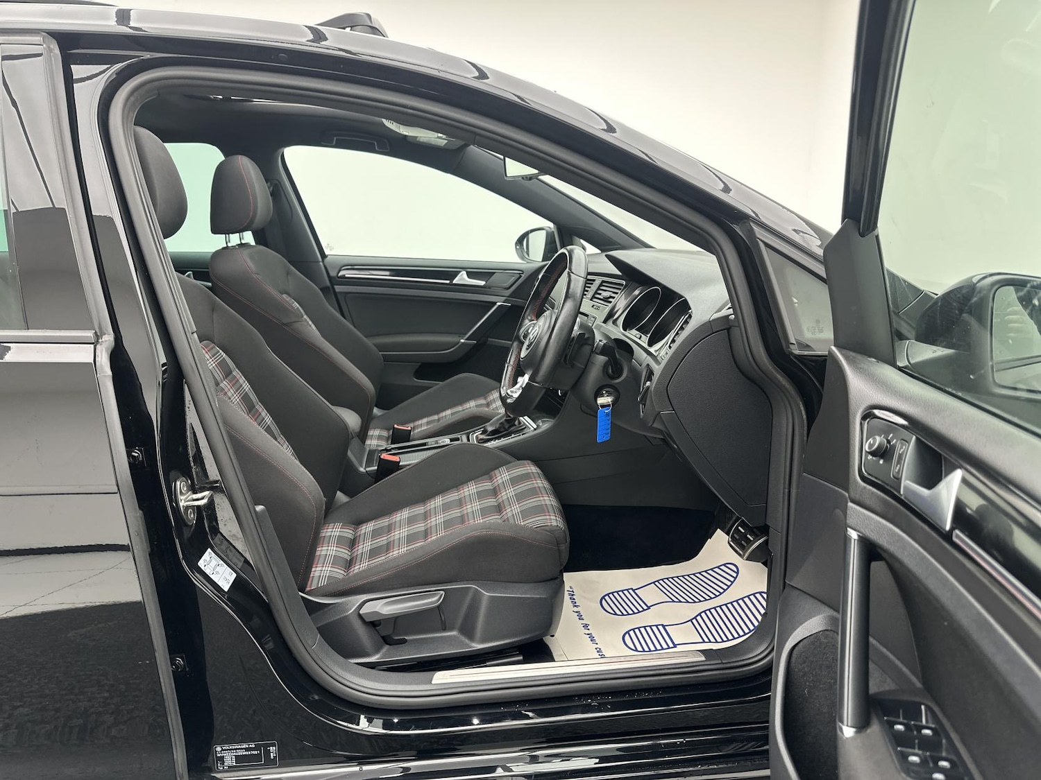 Used Volkswagen Golf 2014 for sale - 77201713: Photo 20