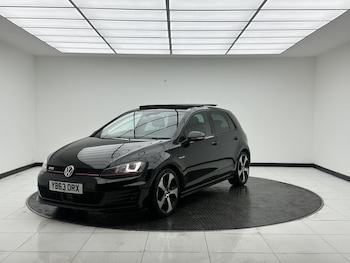 Used Volkswagen Golf 2014 for sale - 77201713: Photo