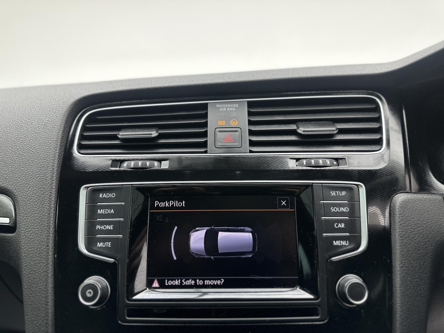 Used Volkswagen Golf 2014 for sale - 77201713: Photo 45