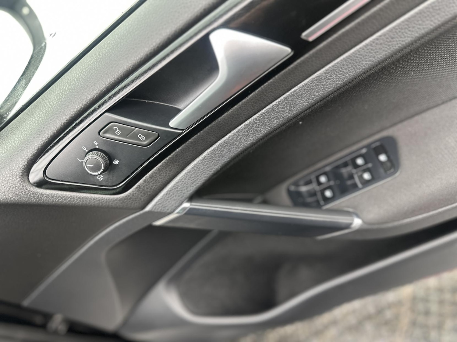 Used Volkswagen Golf 2014 for sale - 77201713: Photo 53