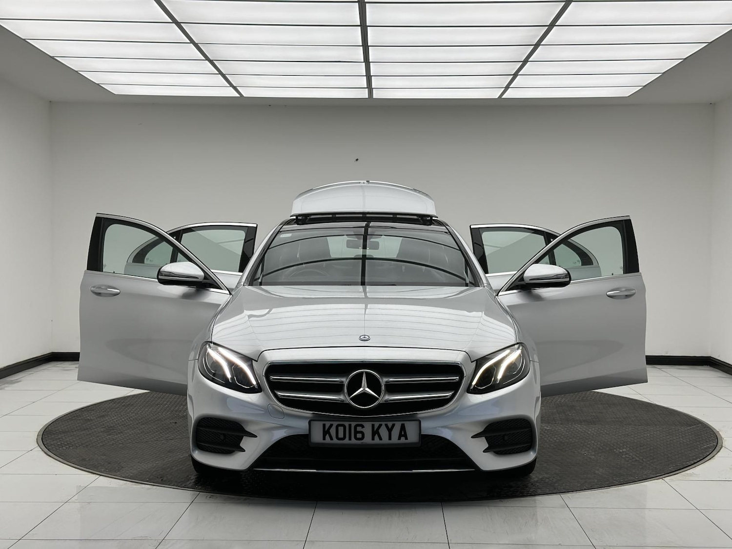 Used Mercedes-Benz E Class 2016 for sale - 76785539: Photo 13