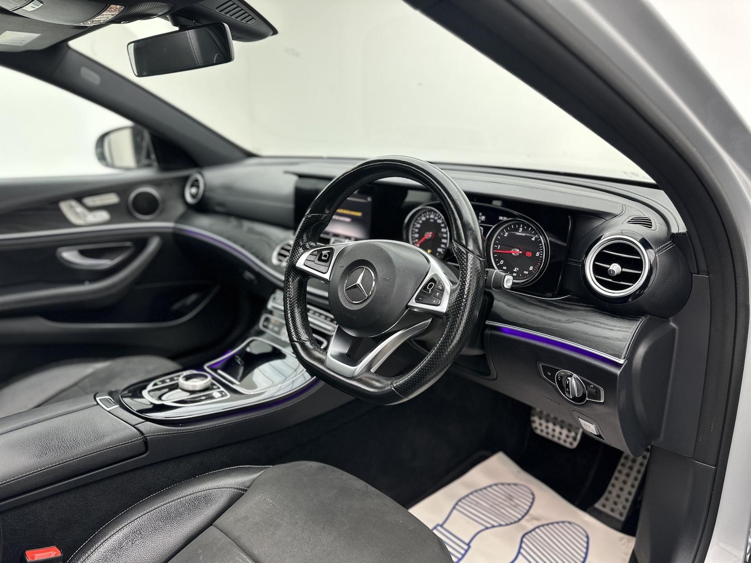 Used Mercedes-Benz E Class 2016 for sale - 76785539: Photo 18