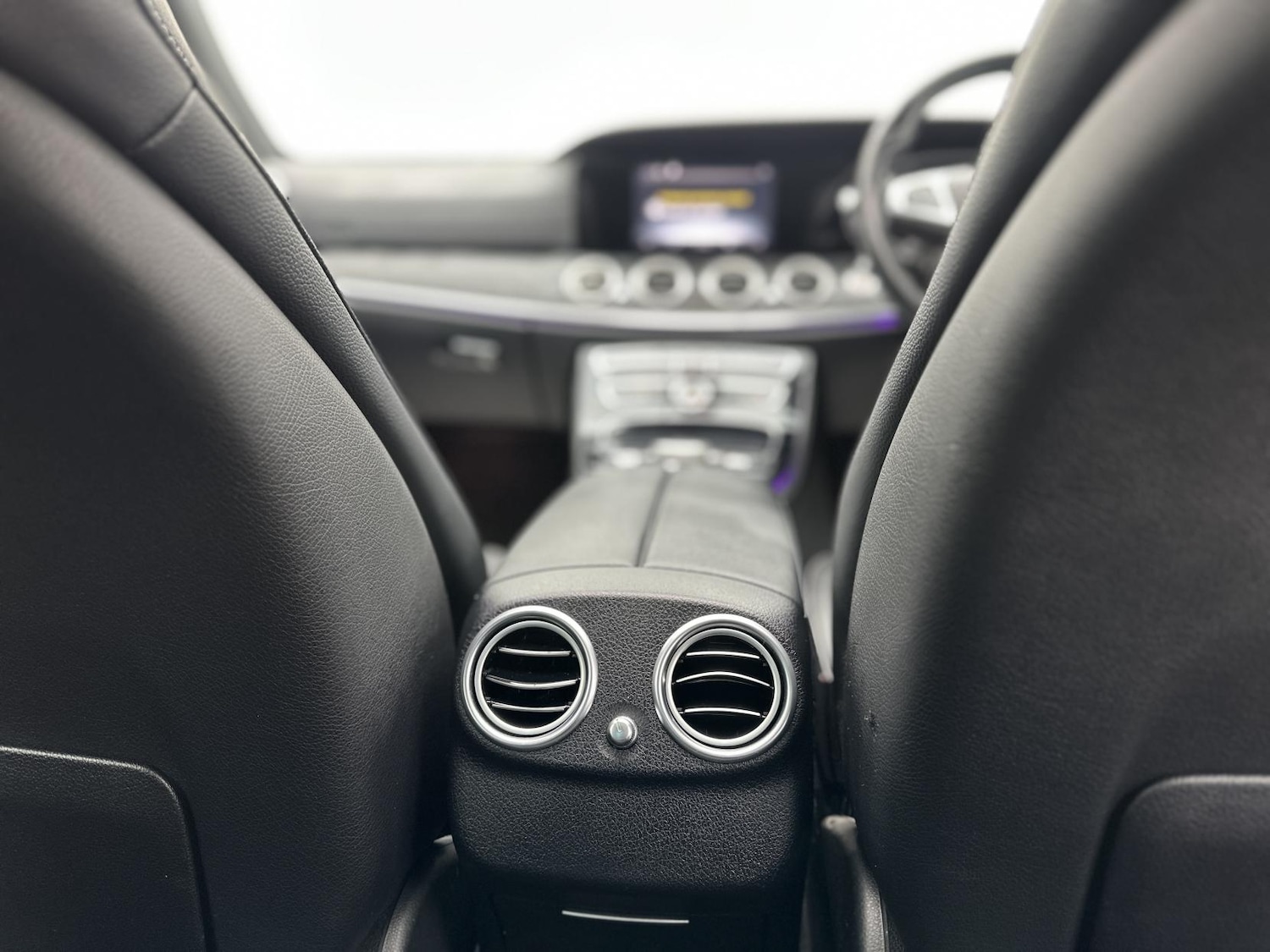 Used Mercedes-Benz E Class 2016 for sale - 76785539: Photo 24