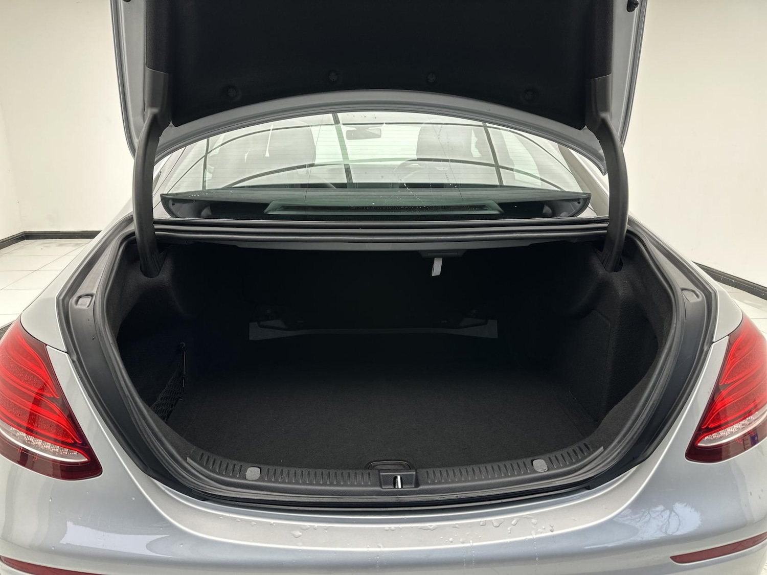 Used Mercedes-Benz E Class 2016 for sale - 76785539: Photo 28