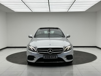 Used Mercedes-Benz E Class 2016 for sale - 76785539: Photo