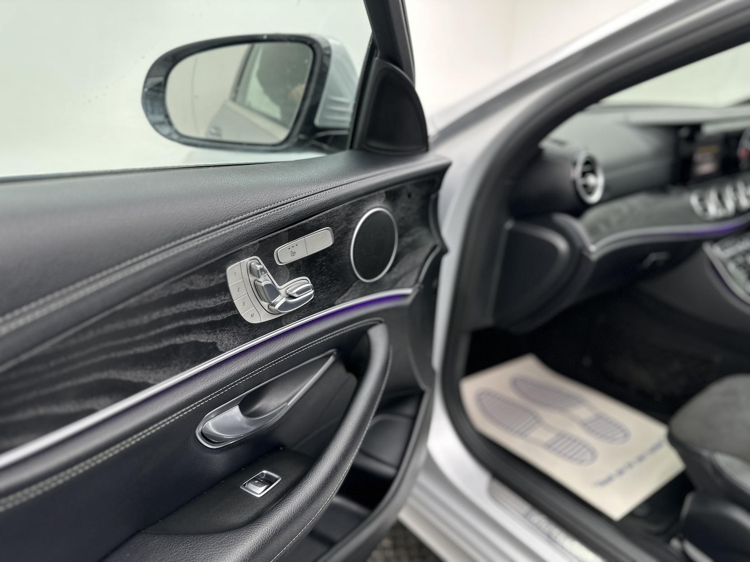 Used Mercedes-Benz E Class 2016 for sale - 76785539: Photo 37