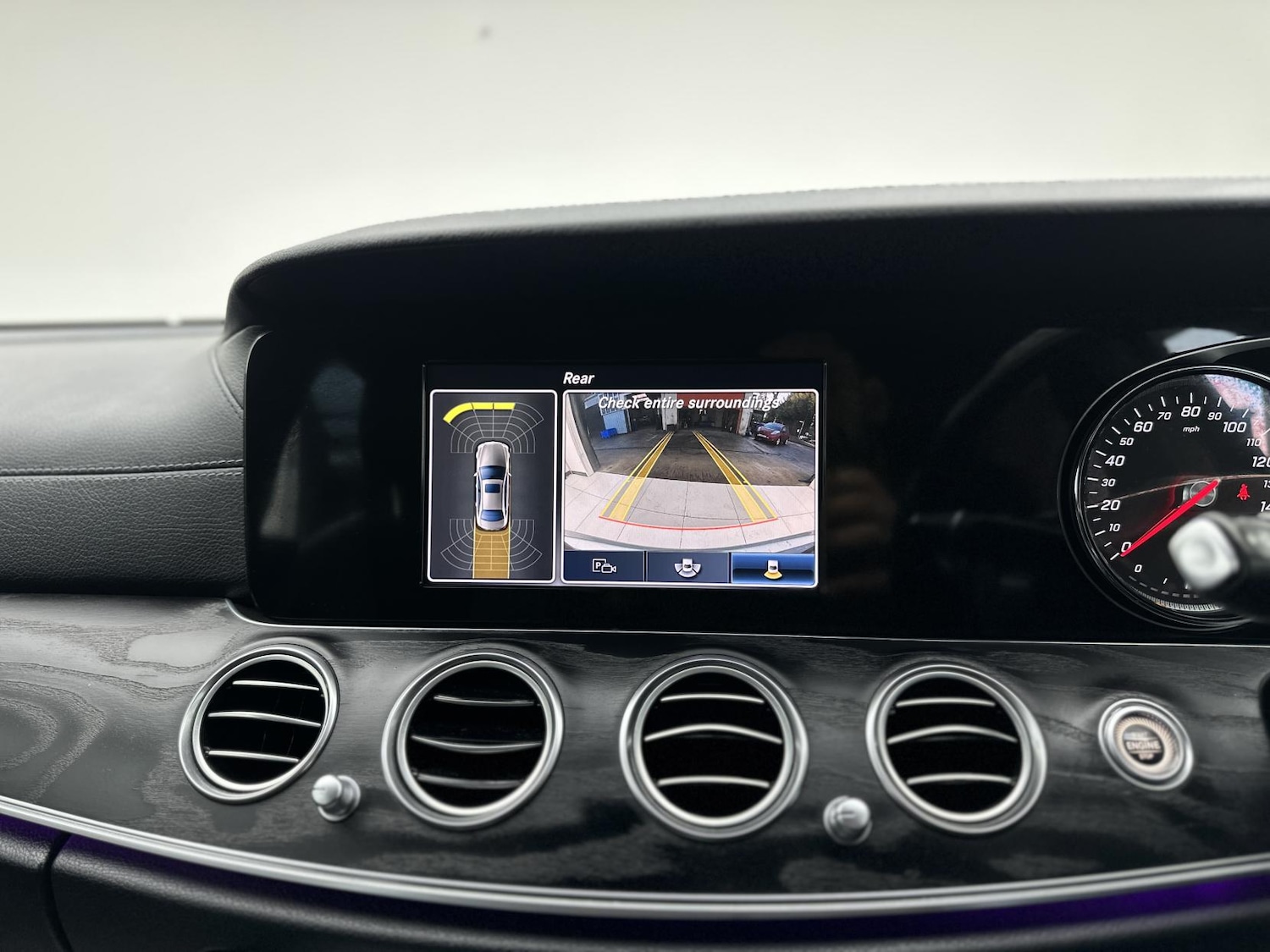 Used Mercedes-Benz E Class 2016 for sale - 76785539: Photo 53