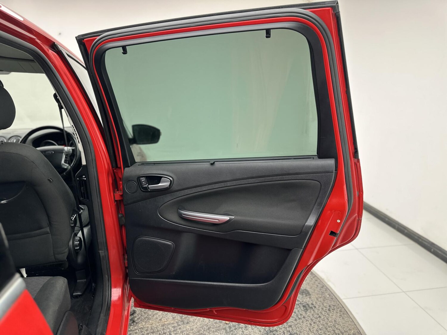 Used Ford Galaxy 2008 for sale - 77877848: Photo 30