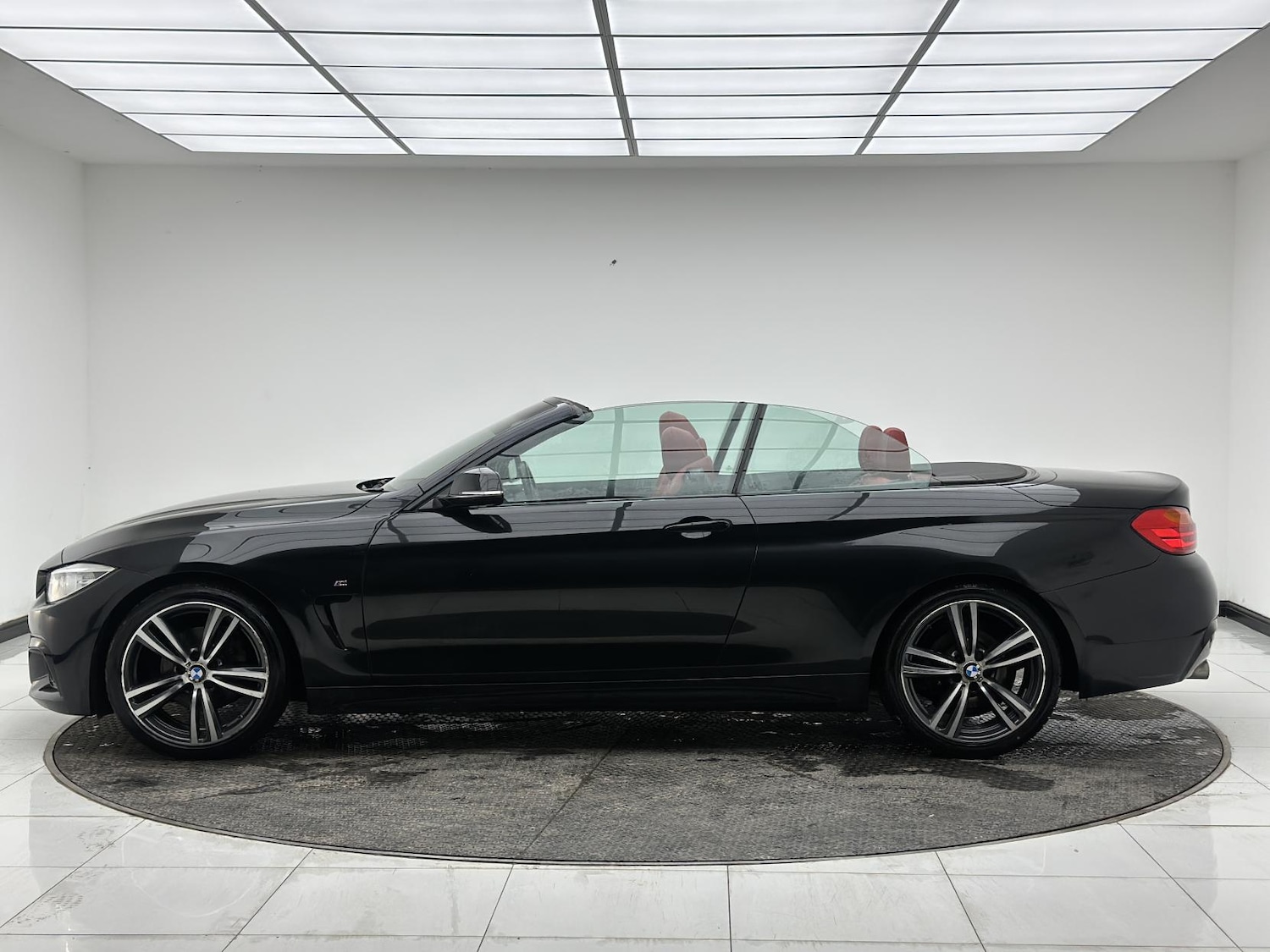 Used BMW 4 Series 2016 for sale - 77264773: Photo 2