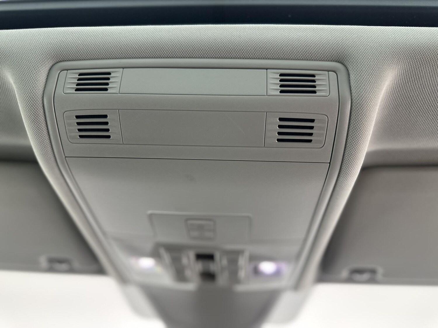 Used Volkswagen Tiguan 2018 for sale - 76598876: Photo 38