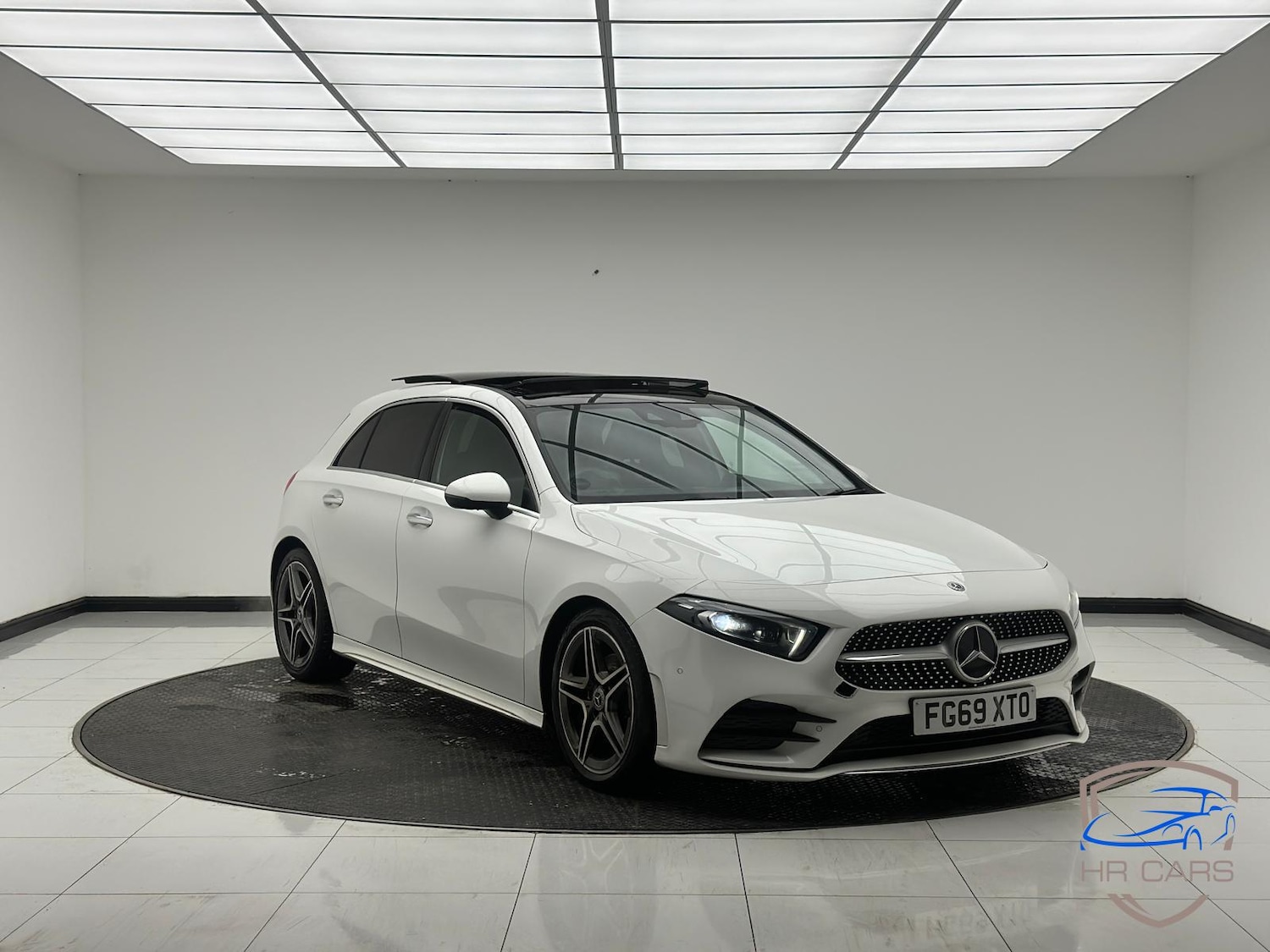 Used Mercedes-Benz A-Class 2019 for sale - 76826339: Photo 1
