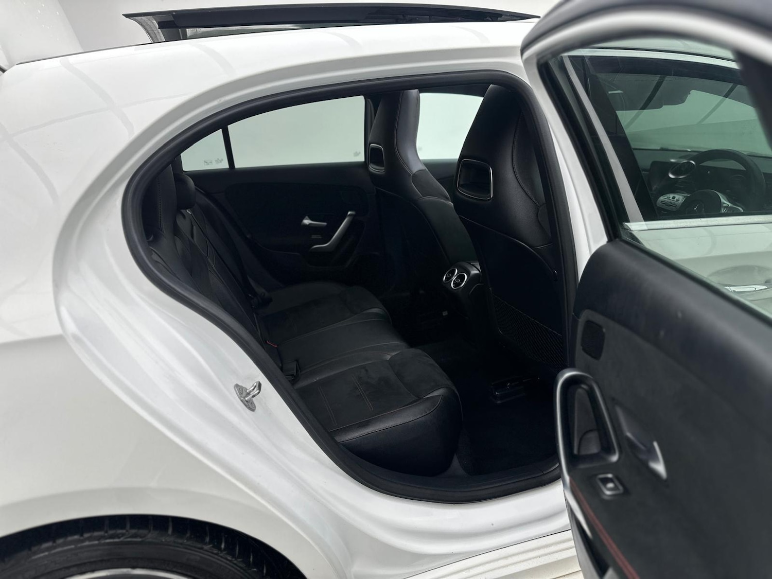 Used Mercedes-Benz A-Class 2019 for sale - 76826339: Photo 20