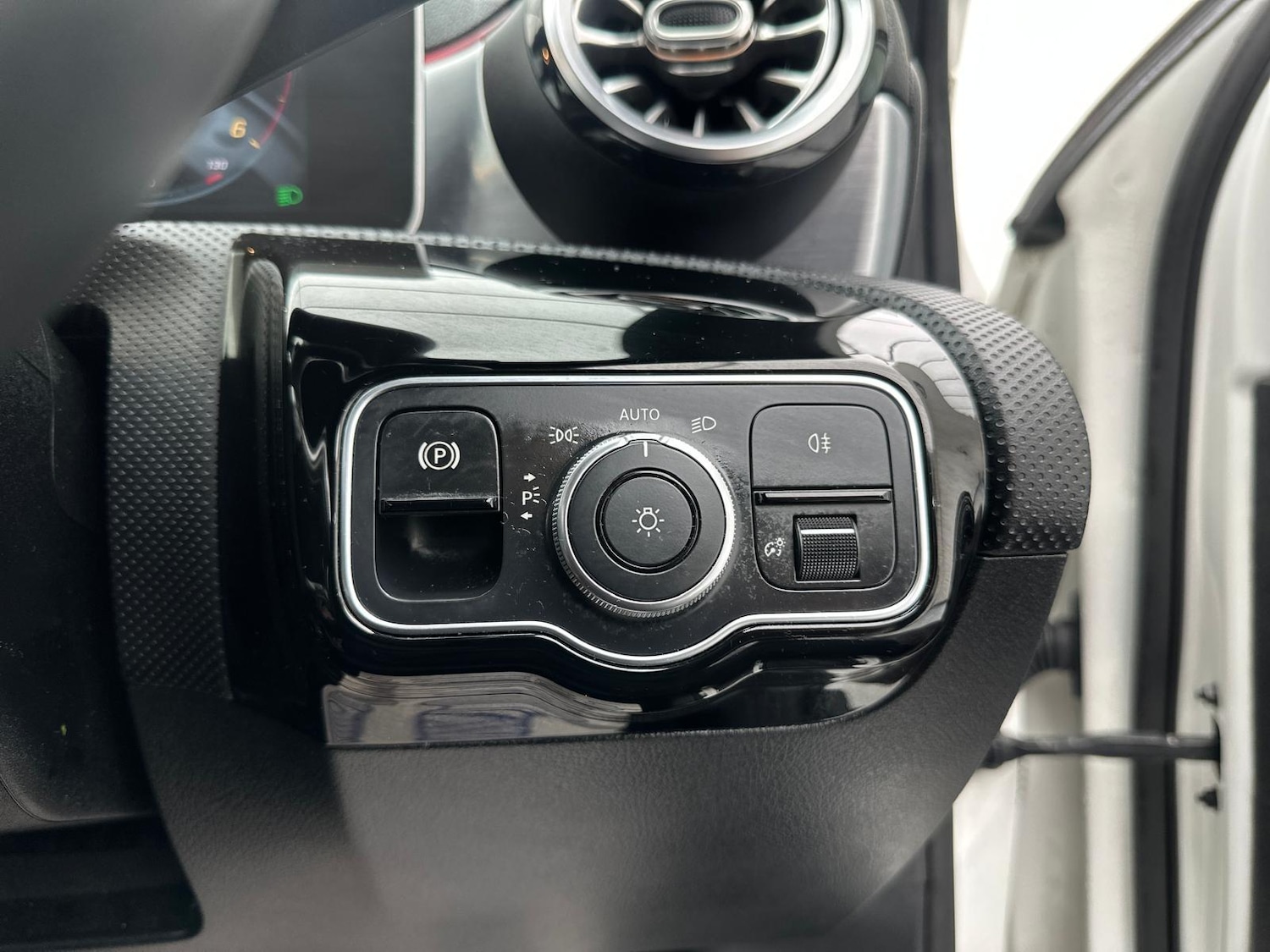 Used Mercedes-Benz A-Class 2019 for sale - 76826339: Photo 41