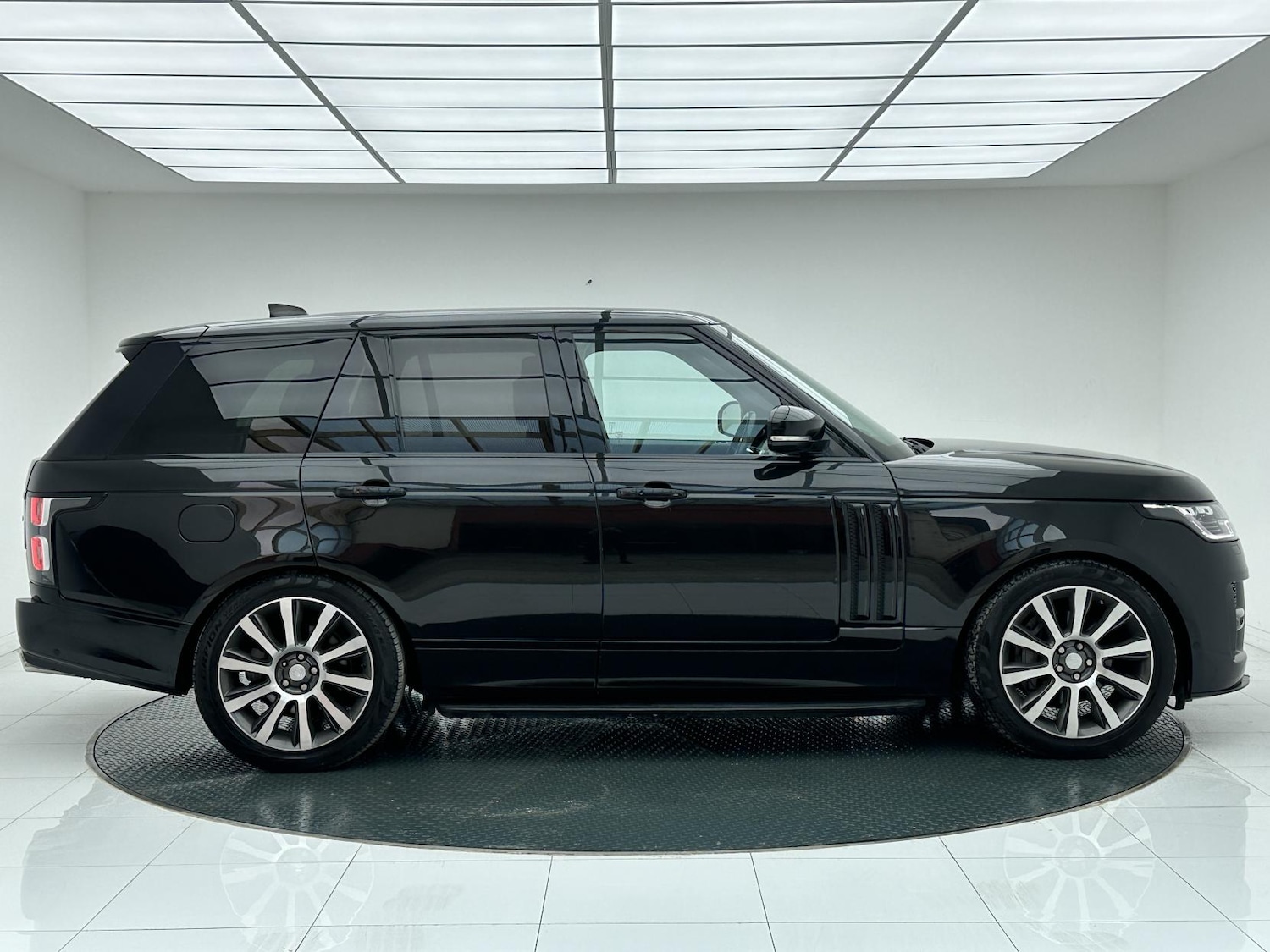 Used Land Rover Range Rover 2018 for sale - 76549015: Photo 14