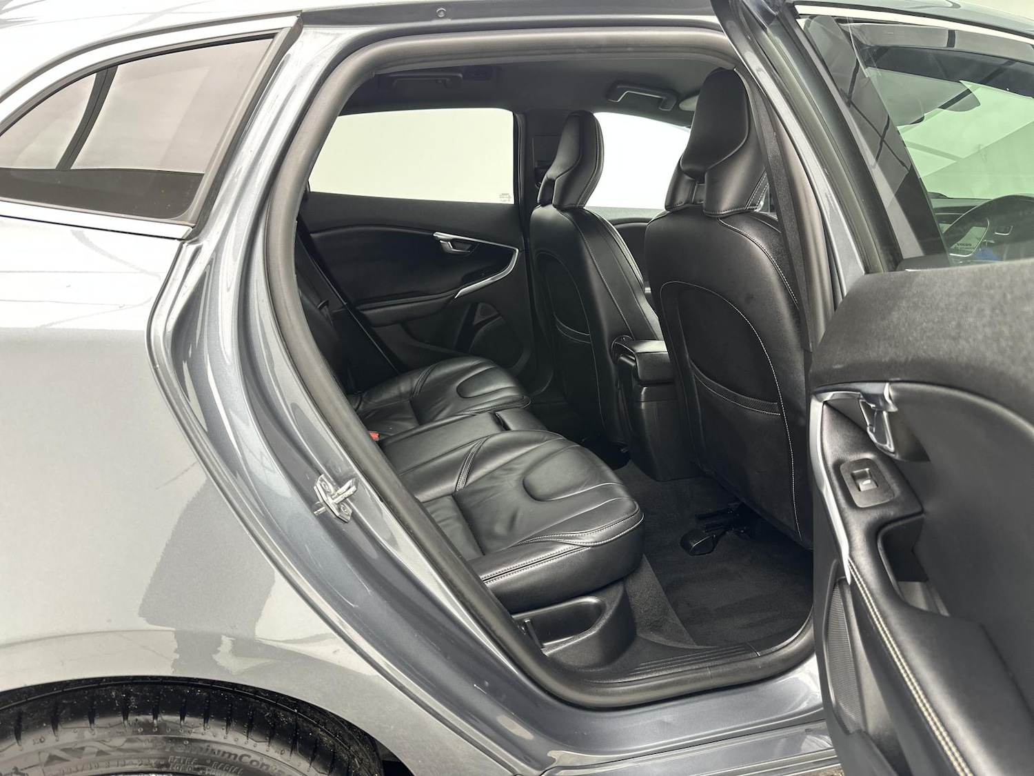 Used Volvo V40 2016 for sale - 77314295: Photo 18