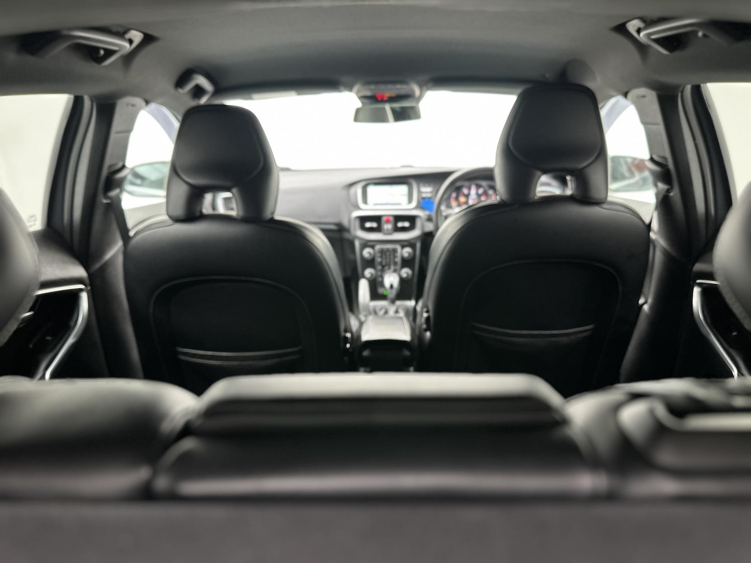 Used Volvo V40 2016 for sale - 77314295: Photo 25