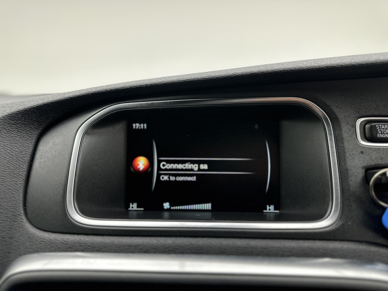 Used Volvo V40 2016 for sale - 77314295: Photo 46