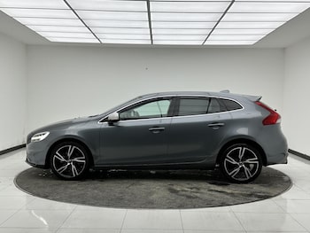 Used Volvo V40 2016 for sale - 77314295: Photo