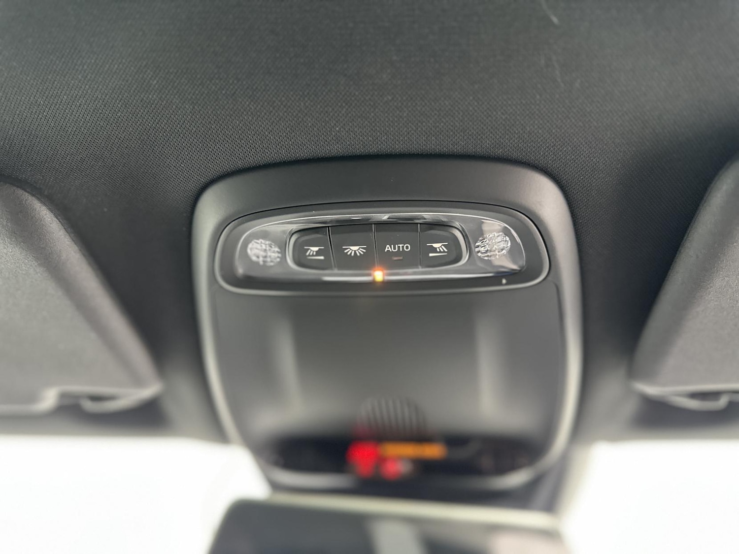 Used Volvo V40 2016 for sale - 77314295: Photo 51