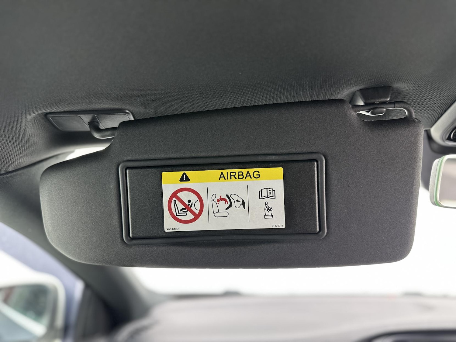 Used Volvo V40 2016 for sale - 77314295: Photo 52