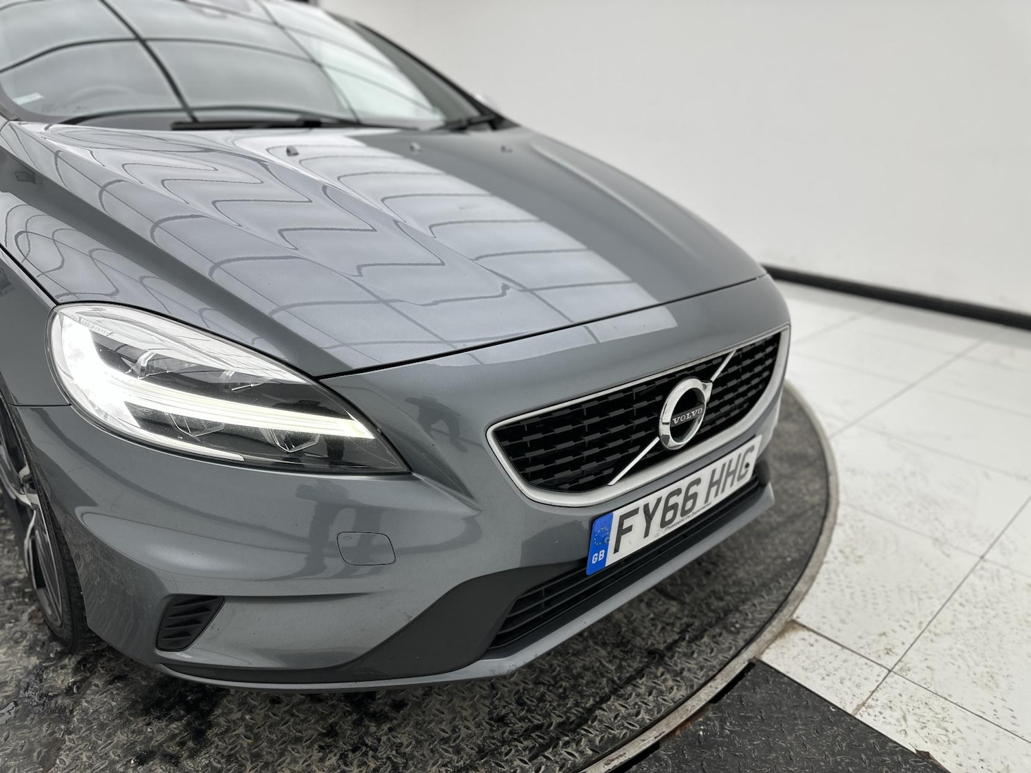 Used Volvo V40 2016 for sale - 77314295: Photo 60