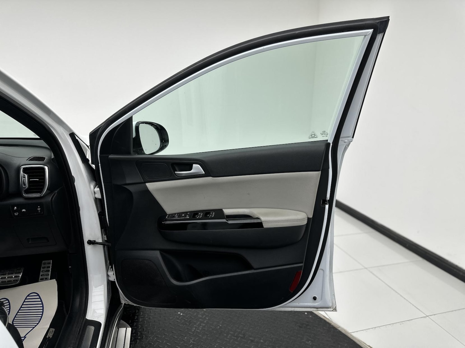 Used Kia Sportage 2018 for sale - 76405120: Photo 20