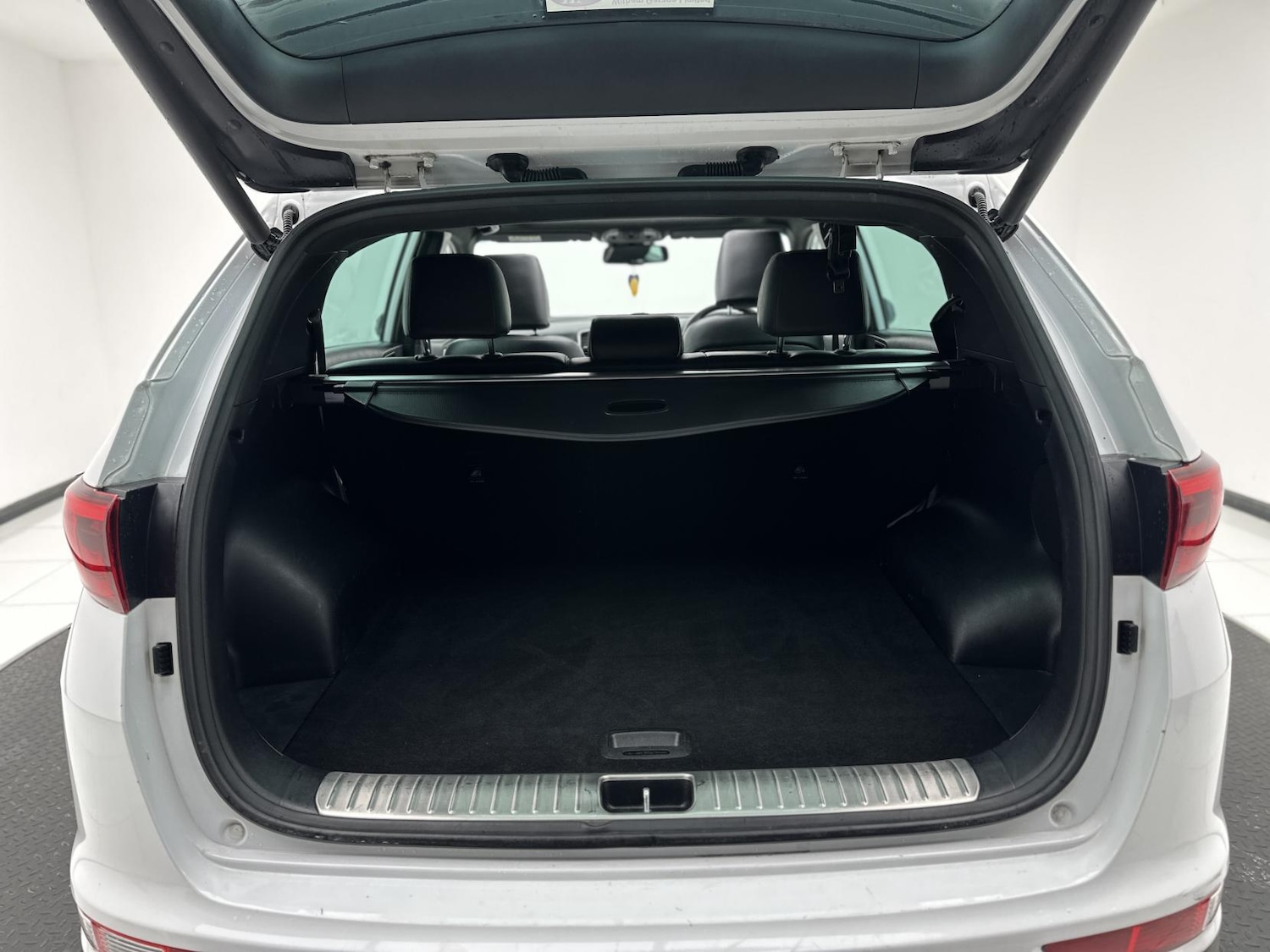 Used Kia Sportage 2018 for sale - 76405120: Photo 28