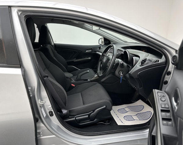 Used Honda Civic 2015 for sale - 75527089: Photo 21